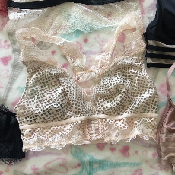 10 Brand new Victoria’s Secret size S barrettes - Picture 6 of 7